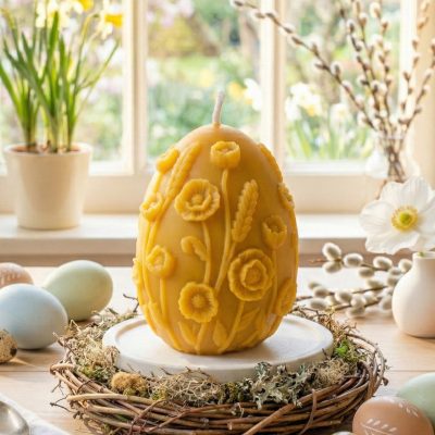 velikonočna sveča iz čebeljega voska Jajček iz cvetočega vrta